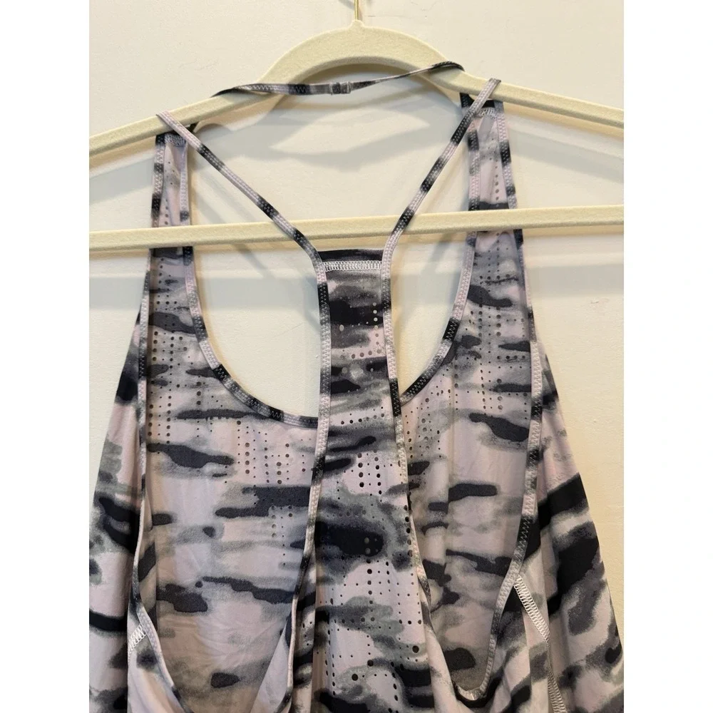 Lululemon Water Bound Singlet Wamo Camo Barely Pink‎ Women's Size 12